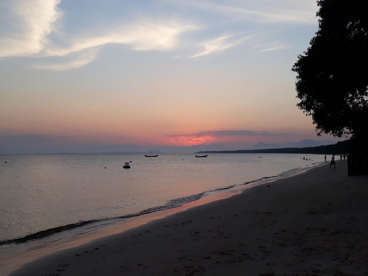 Pousada Villa Maria อิลลาโดเมล ภายนอก รูปภาพ